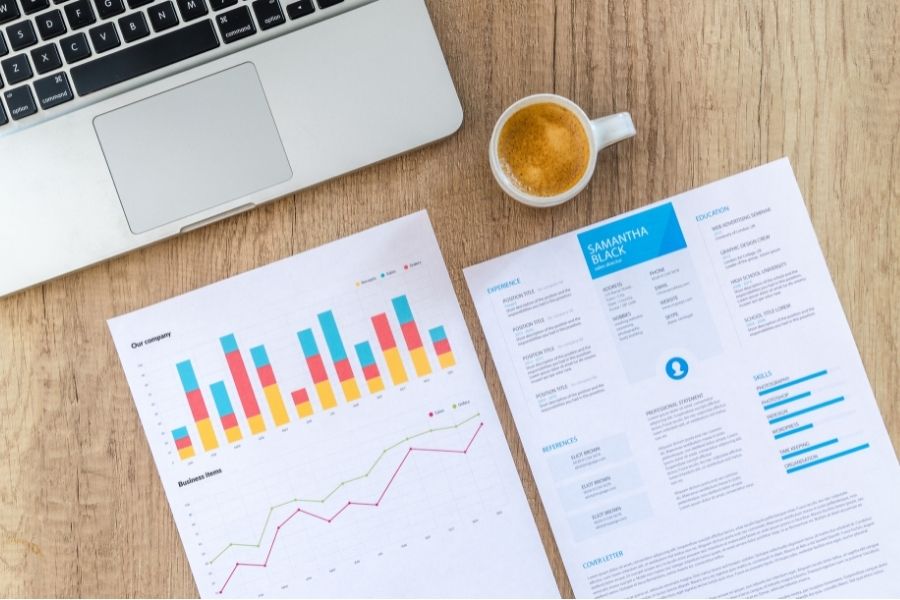 How Can A Financial Advisor Save Your Money
